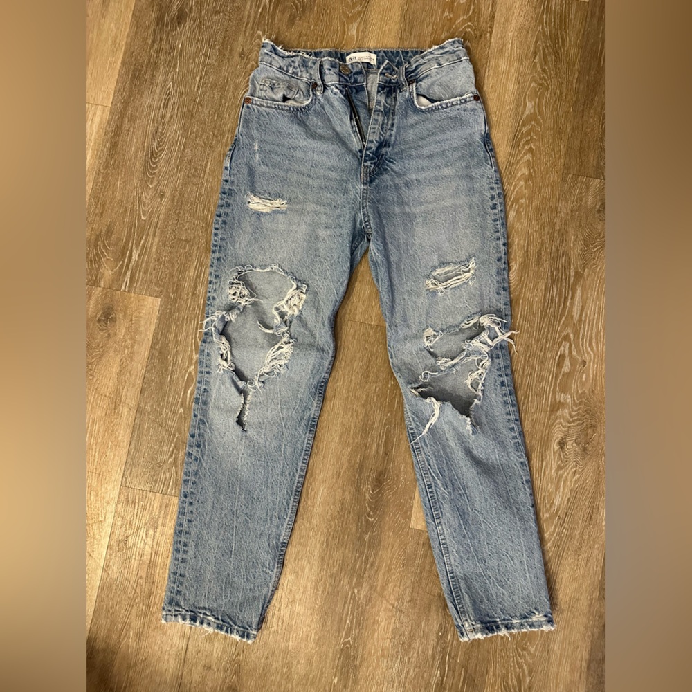 ZARA JEANS SIZE 36 (USA 4 )